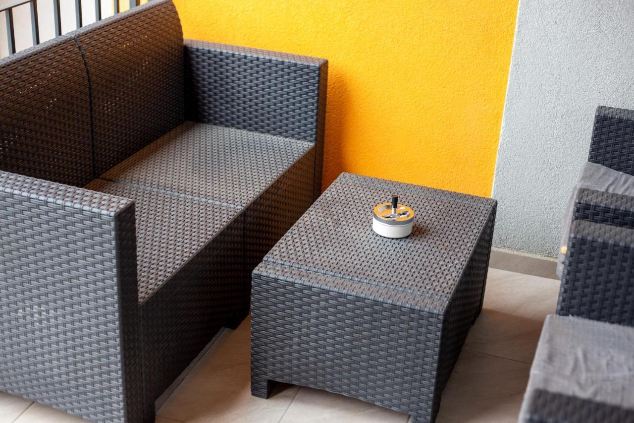 Central.Deluxe.Apartament.Oradea Exterior foto